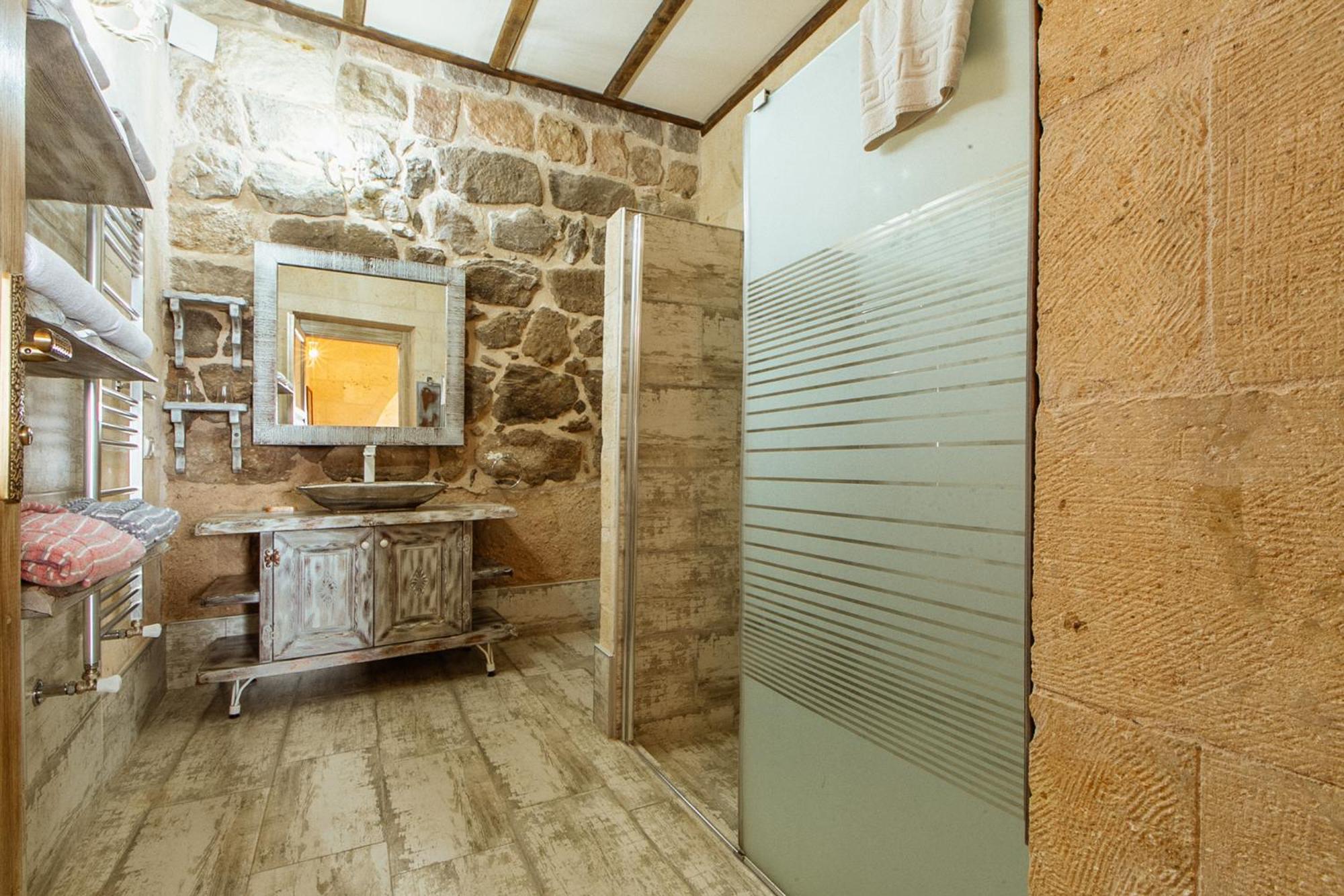 Karlik Cave Suite Cappadocia ウチヒサール エクステリア 写真