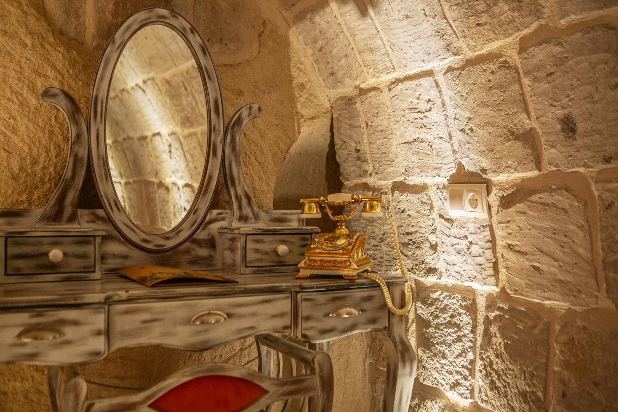Karlik Cave Suite Cappadocia ウチヒサール エクステリア 写真
